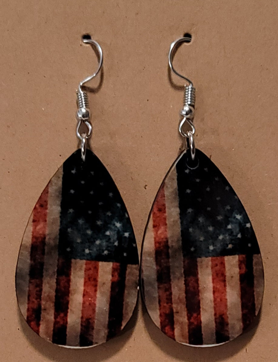 Tear Drop Earings