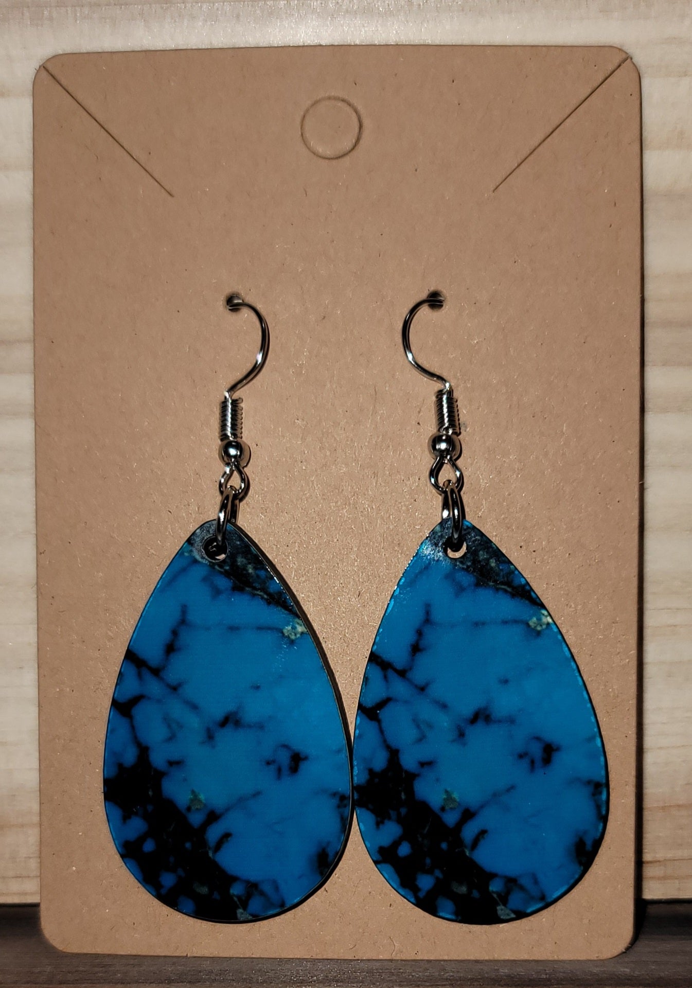 Tear Drop Earings